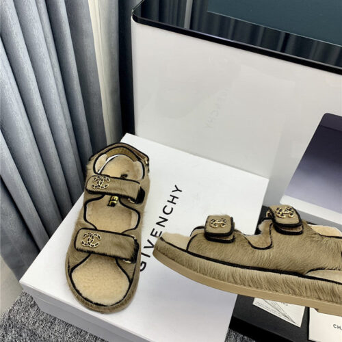 High Quality Luxury Chanel Beach Sandals – Style 25702 product detail