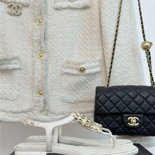 High Quality Luxury Chanel Camellia Double C Pinch Sandals – Style 87110 product detail