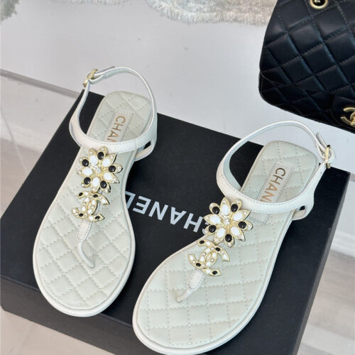High Quality Luxury Chanel Camellia Double C Pinch Sandals – Style 87110