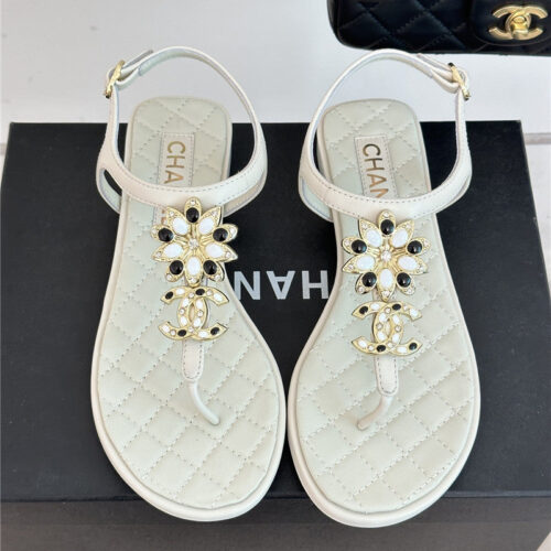 High Quality Luxury Chanel Camellia Double C Pinch Sandals – Style 87110 product detail