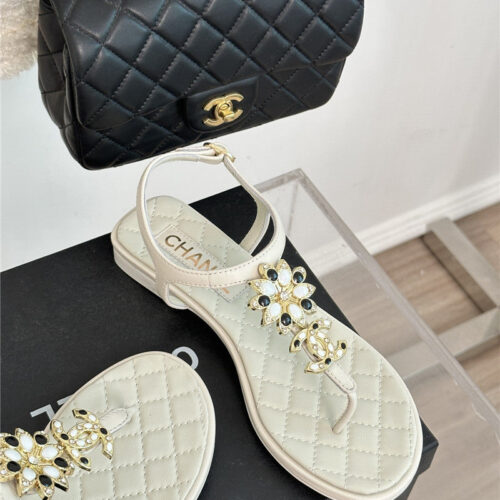 High Quality Luxury Chanel Camellia Double C Pinch Sandals – Style 87110 product detail