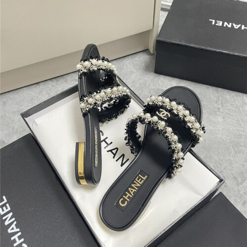 High Quality Luxury Chanel New Pearl Buckle Slippers product detail