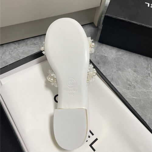 High Quality Luxury Chanel New Pearl Buckle Slippers – Style 55782 product detail
