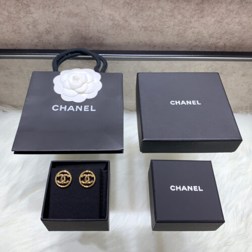 High Quality Luxury Chanel Small Fragrant Earrings product detail