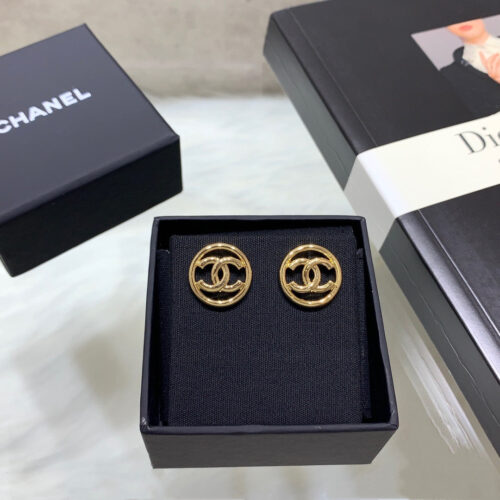 High Quality Luxury Chanel Small Fragrant Earrings