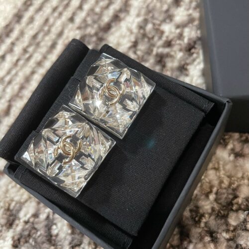 High Quality Luxury Chanel Acrylic Faceted Stud Earrings