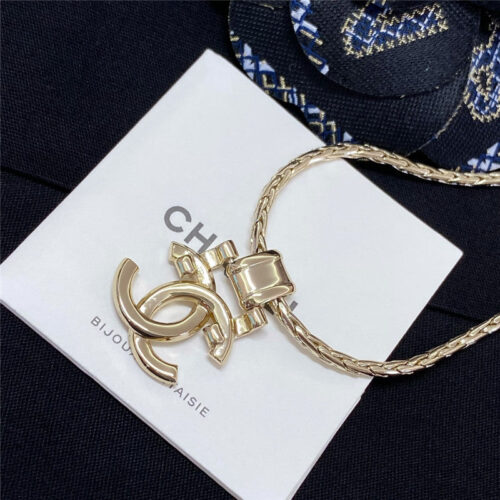 High Quality Luxury Chanel Double C Crystal Snake Bone Necklace product detail