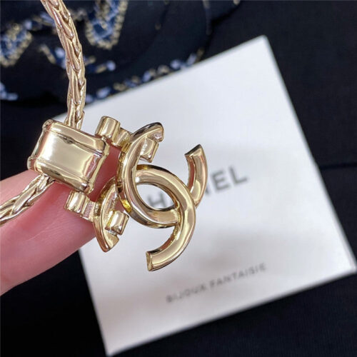 High Quality Luxury Chanel Double C Crystal Snake Bone Necklace product detail