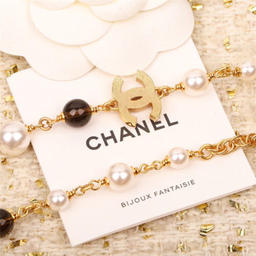 High Quality Luxury Chanel Fragrance Necklace – Style 49978 product detail