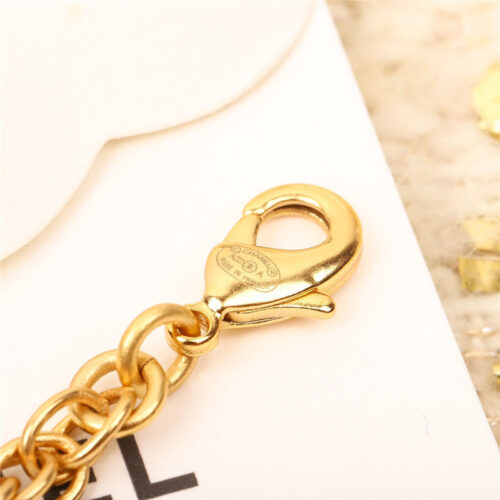 High Quality Luxury Chanel Fragrance Necklace – Style 49978 product detail