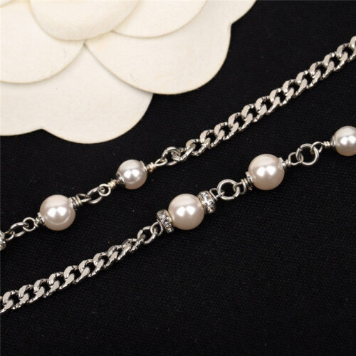 High Quality Luxury Chanel Fragrance Necklace – Style 49981 product detail