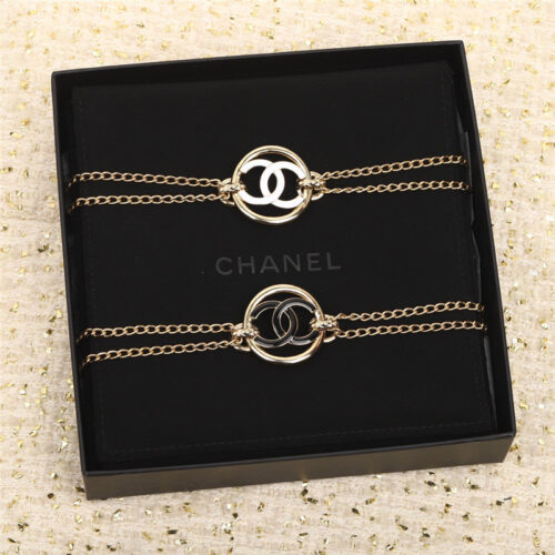 High Quality Luxury Chanel Drop Oil Double C Necklace alternate view