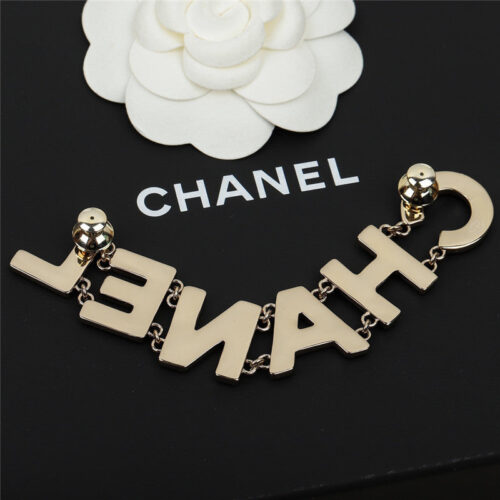 High Quality Luxury Chanel Handmade Letter Drop Oil Brooch – Style 50071 alternate view