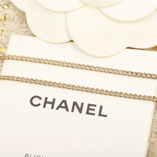 High Quality Luxury Chanel Latest Lock Necklace product detail