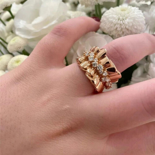 High Quality Luxury Dior Corolla Ring alternate view