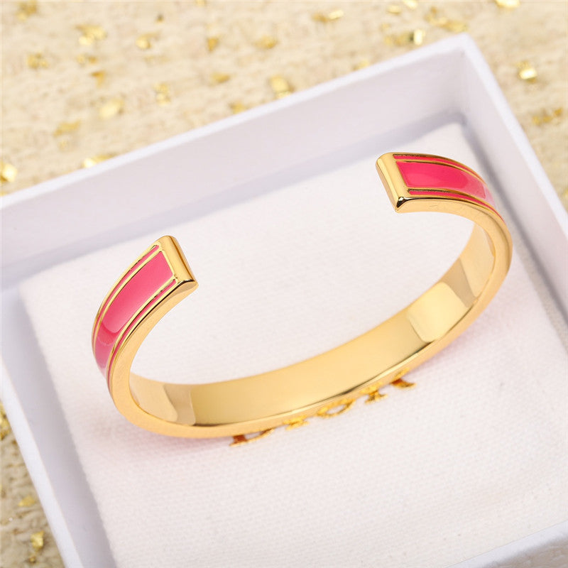 High Quality Luxury Dior D Letter Open Bracelet – Style 50683 product detail