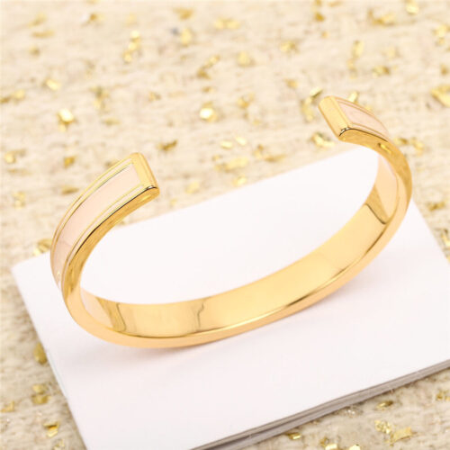 High Quality Luxury Dior D Letter Open Bracelet – Style 50686 alternate view