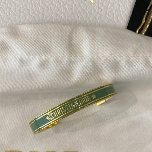 High Quality Luxury Dior D Letter Open Bracelet – Style 50688 product detail
