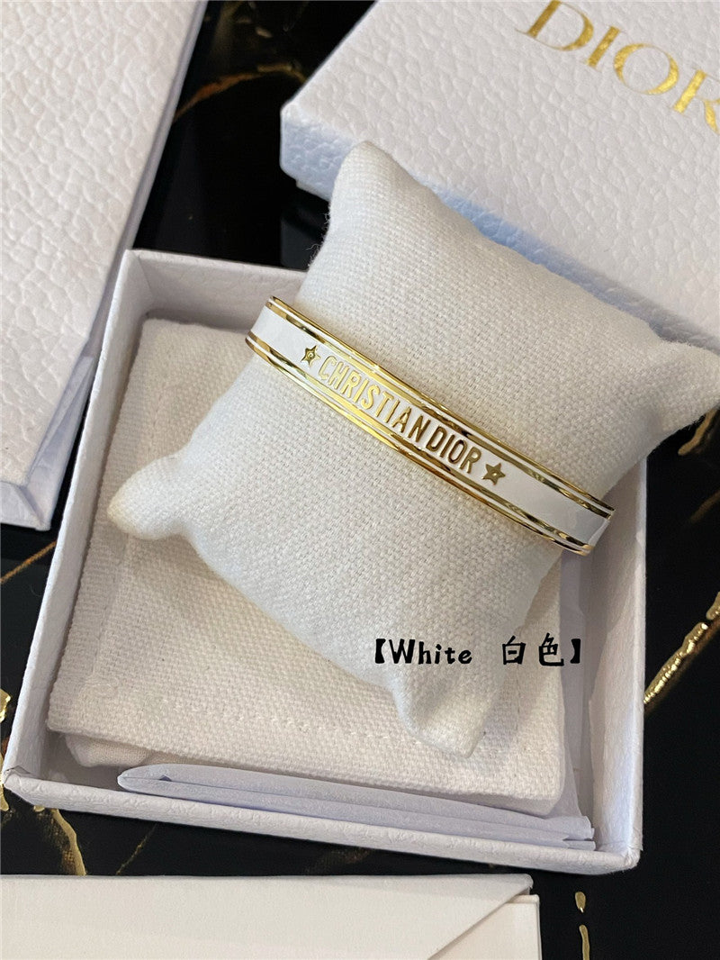 High Quality Luxury Dior D Letter Open Bracelet product detail