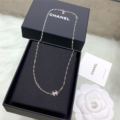High Quality Luxury Chanel Twist Chain Necklace product detail