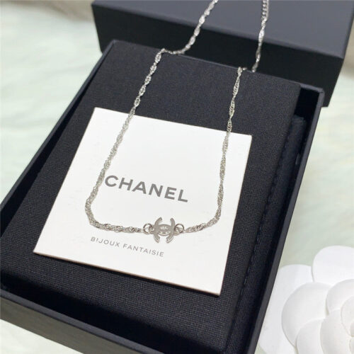 High Quality Luxury Chanel Twist Chain Necklace product detail