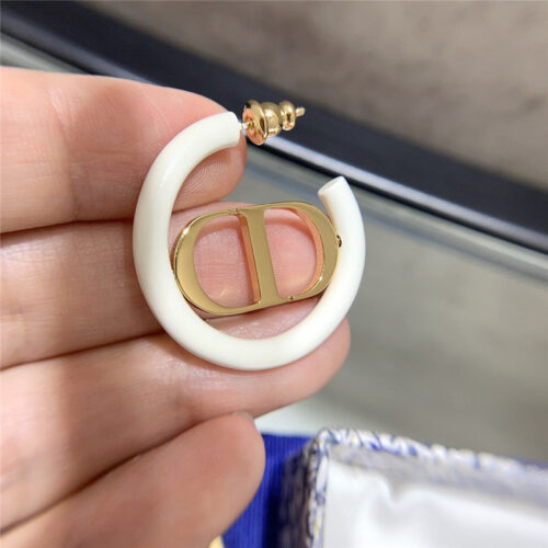 High Quality Luxury Dior Simple Cd Callout Metal Earrings – Style 50902 alternate view