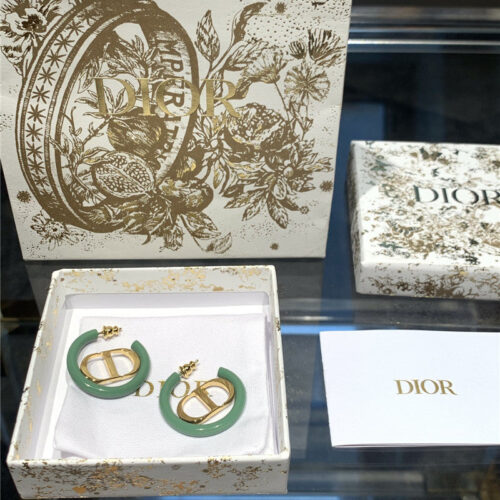 High Quality Luxury Dior Simple Cd Callout Metal Earrings product detail