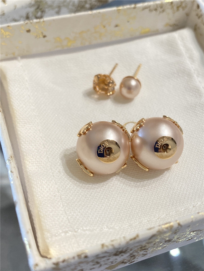 High Quality Luxury Dior New Pink Pearl Crystal Earrings product detail