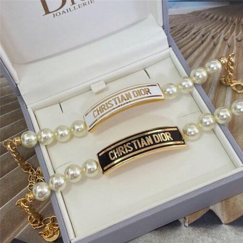 High Quality Luxury Dior D Letter Brand Pearl Bracelet product detail