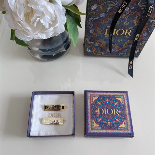 High Quality Luxury Dior D Letter Card Hair Clip