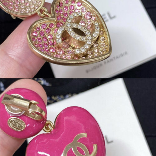 High Quality Luxury Chanel Full Diamond Love Ear Clip product detail