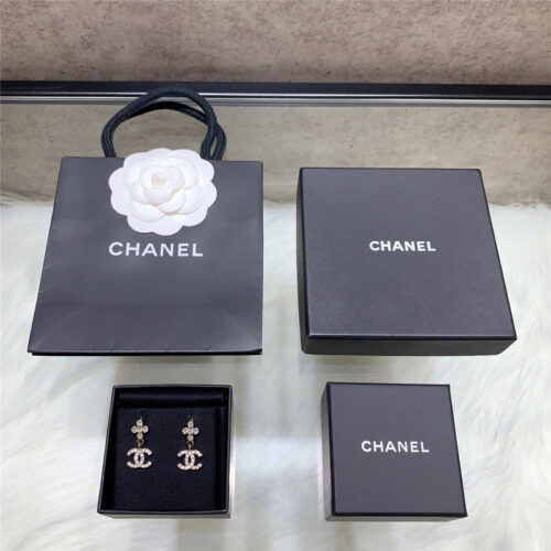 High Quality Luxury Chanel Cross Pendant Earrings alternate view