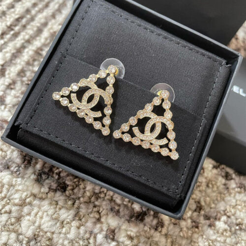 High Quality Luxury Chanel Triangle Double C Earrings product detail