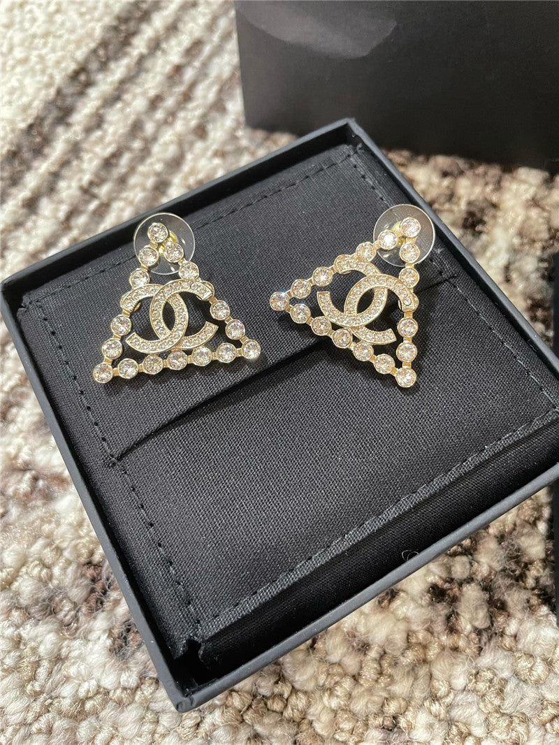 High Quality Luxury Chanel Triangle Double C Earrings product detail