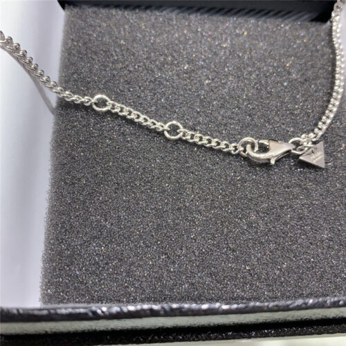 High Quality Luxury Prada Triangle Necklace product detail