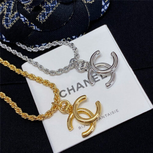 High Quality Luxury Chanel Glossy Double C Necklace product detail