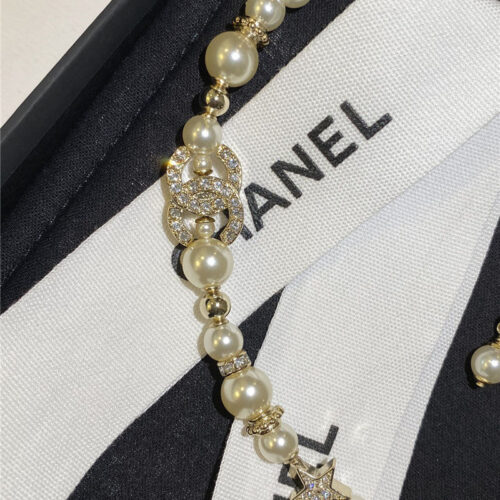 High Quality Luxury Chanel Fragrance Necklace product detail