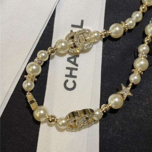 High Quality Luxury Chanel Fragrance Necklace product detail