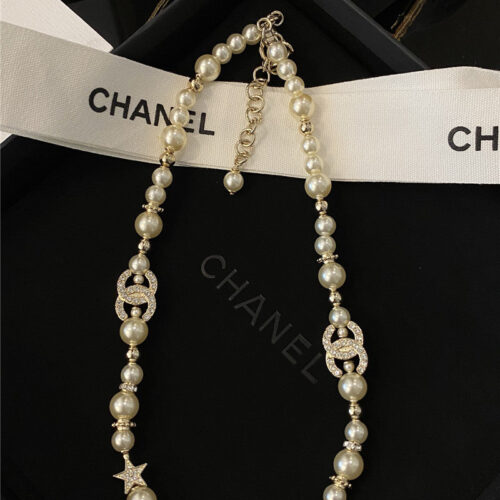 High Quality Luxury Chanel Fragrance Necklace product detail