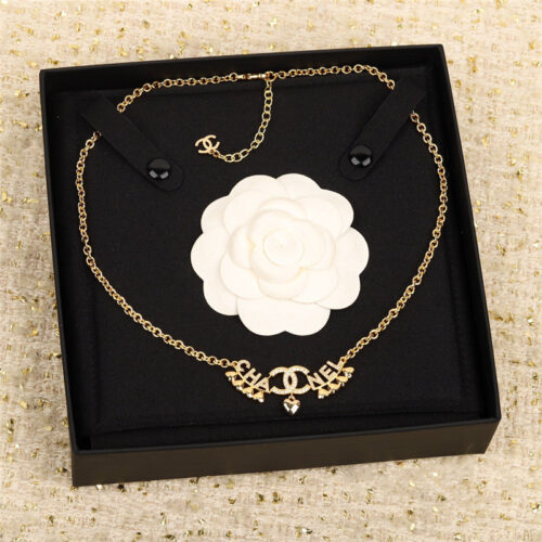 High Quality Luxury Chanel Heart Necklace – Style 50094