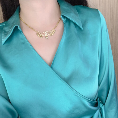 High Quality Luxury Chanel Heart Necklace – Style 50094 product detail
