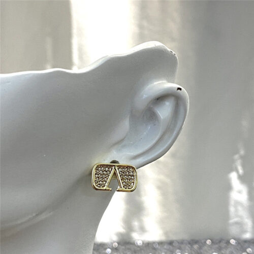 High Quality Luxury Valentino Gold Rhinestone Stud Earrings product detail