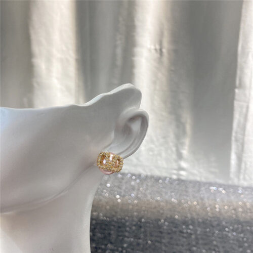 High Quality Luxury Valentino Versatile Diamond Stud Earrings – Style 51260 product detail