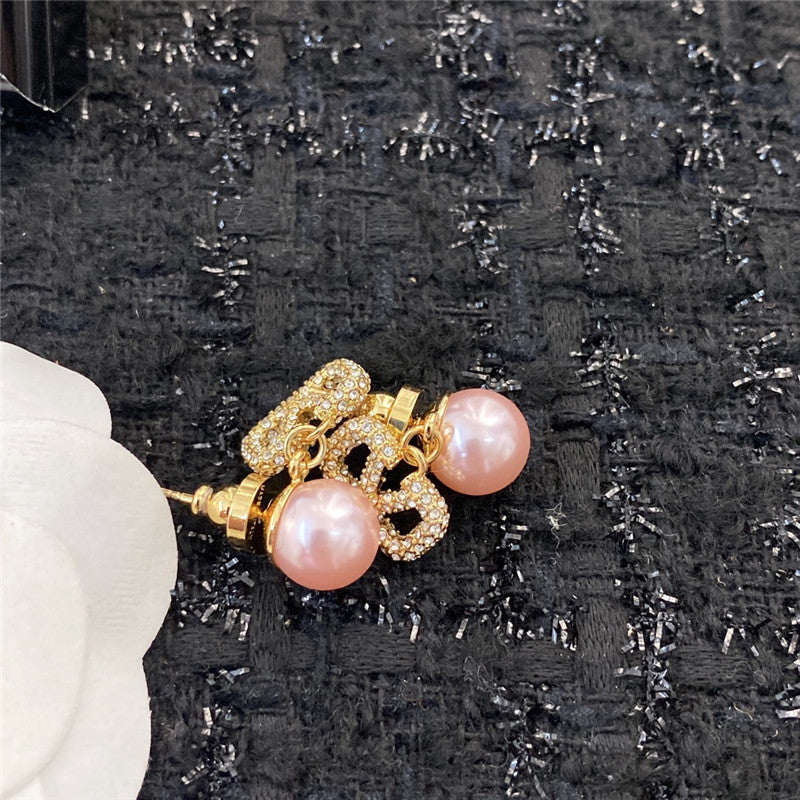 High Quality Luxury Valentino Versatile Diamond Stud Earrings product detail