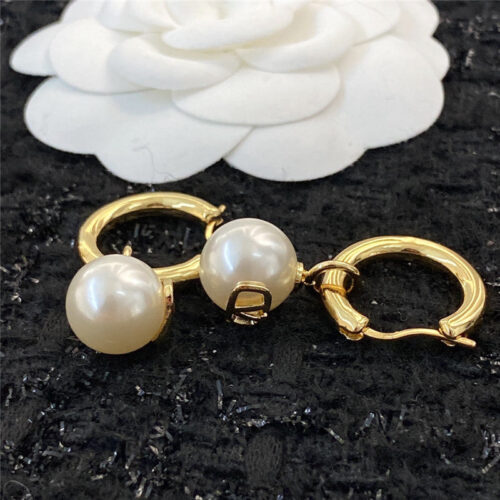 High Quality Luxury Valentino Vintage Logo Pearl Drop Earrings – Style 51263 product detail