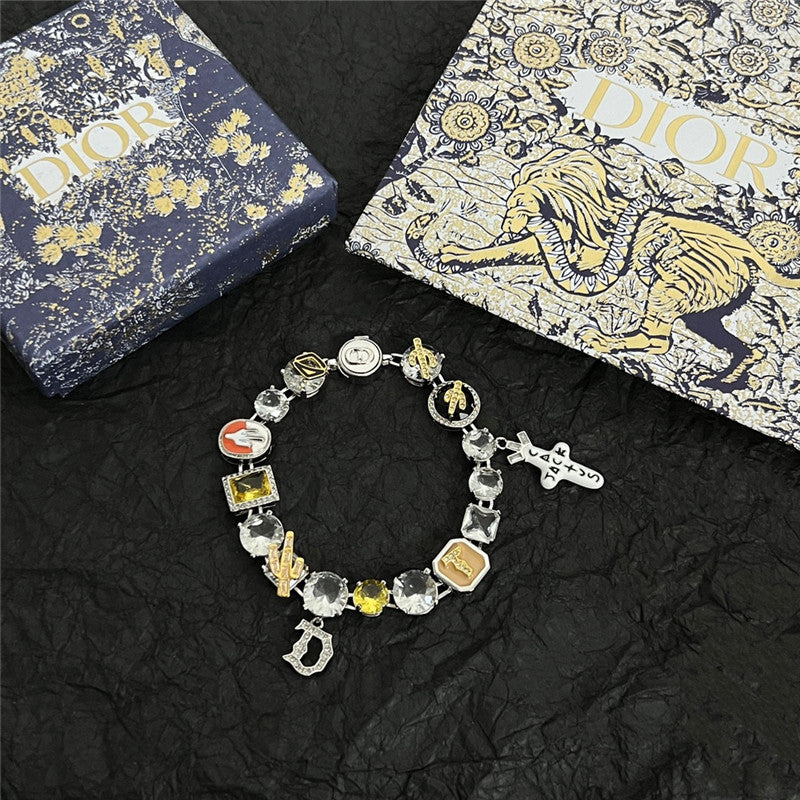 High Quality Luxury Dior Heavy Industry Bracelet product detail