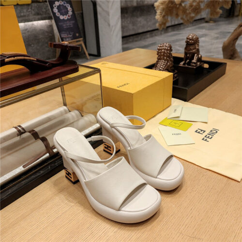 High Quality Luxury Fendi Block Heel Sandals – Style 74003