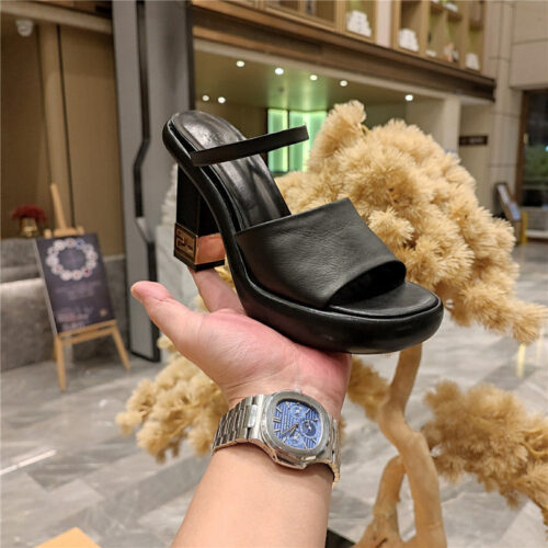 High Quality Luxury Fendi Block Heel Sandals – Style 60435 product detail