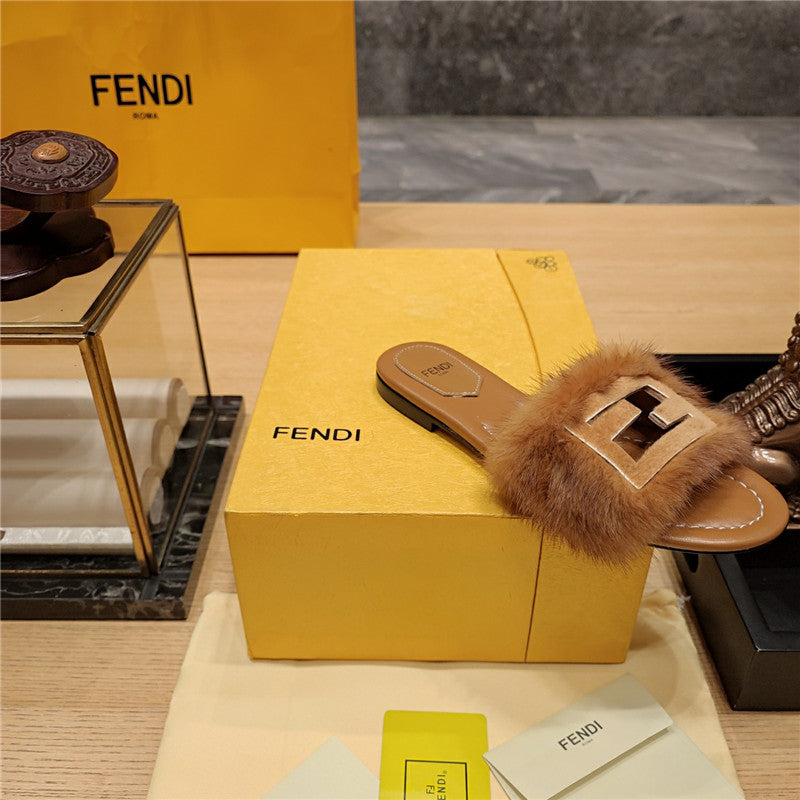 High Quality Luxury Fendi Flat Fur Slippers product detail