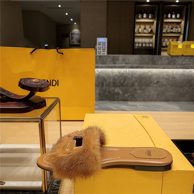 High Quality Luxury Fendi Flat Fur Slippers product detail